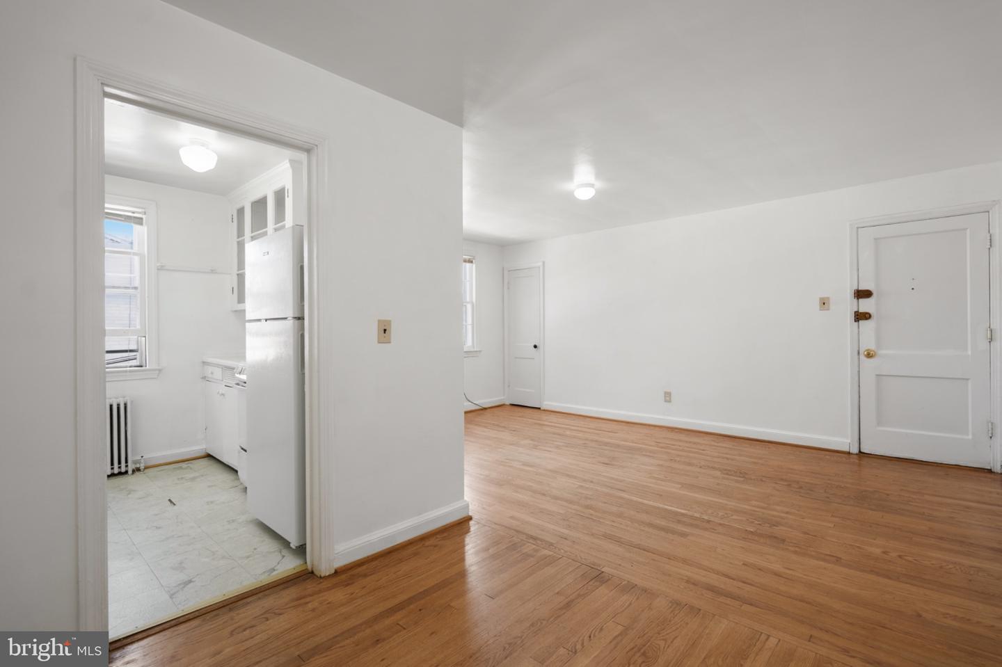 3320 E St Se Property Photo 13