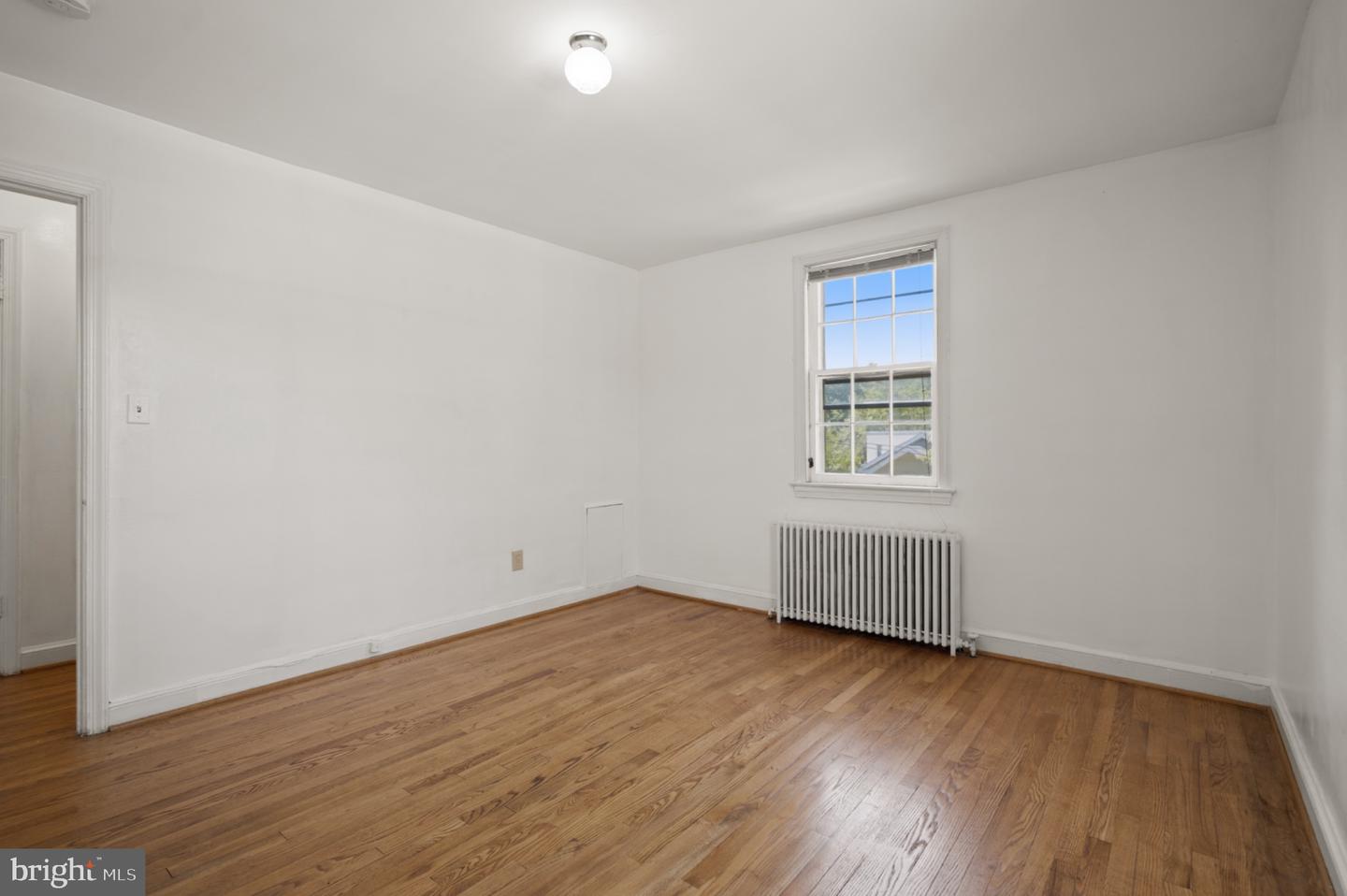 3320 E St Se Property Photo 19