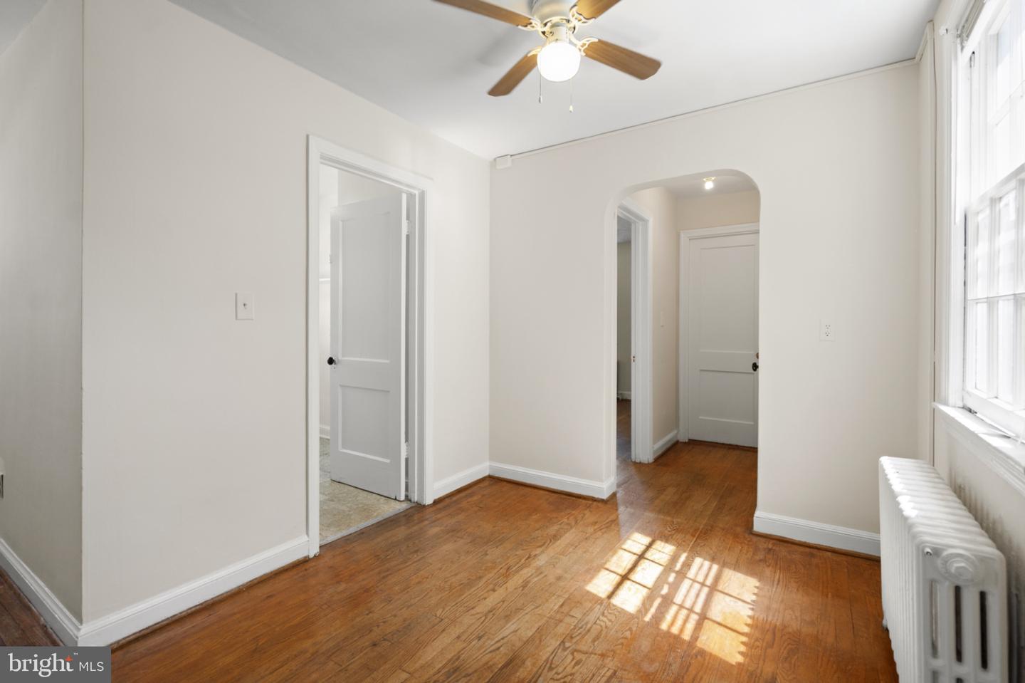 3320 E St Se Property Photo 24