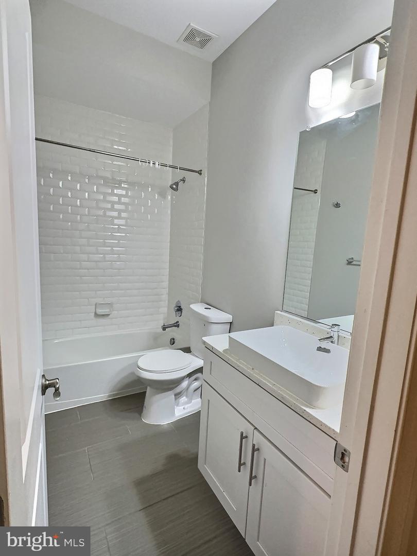 2179 Half Moon Pl Ne Property Photo 13