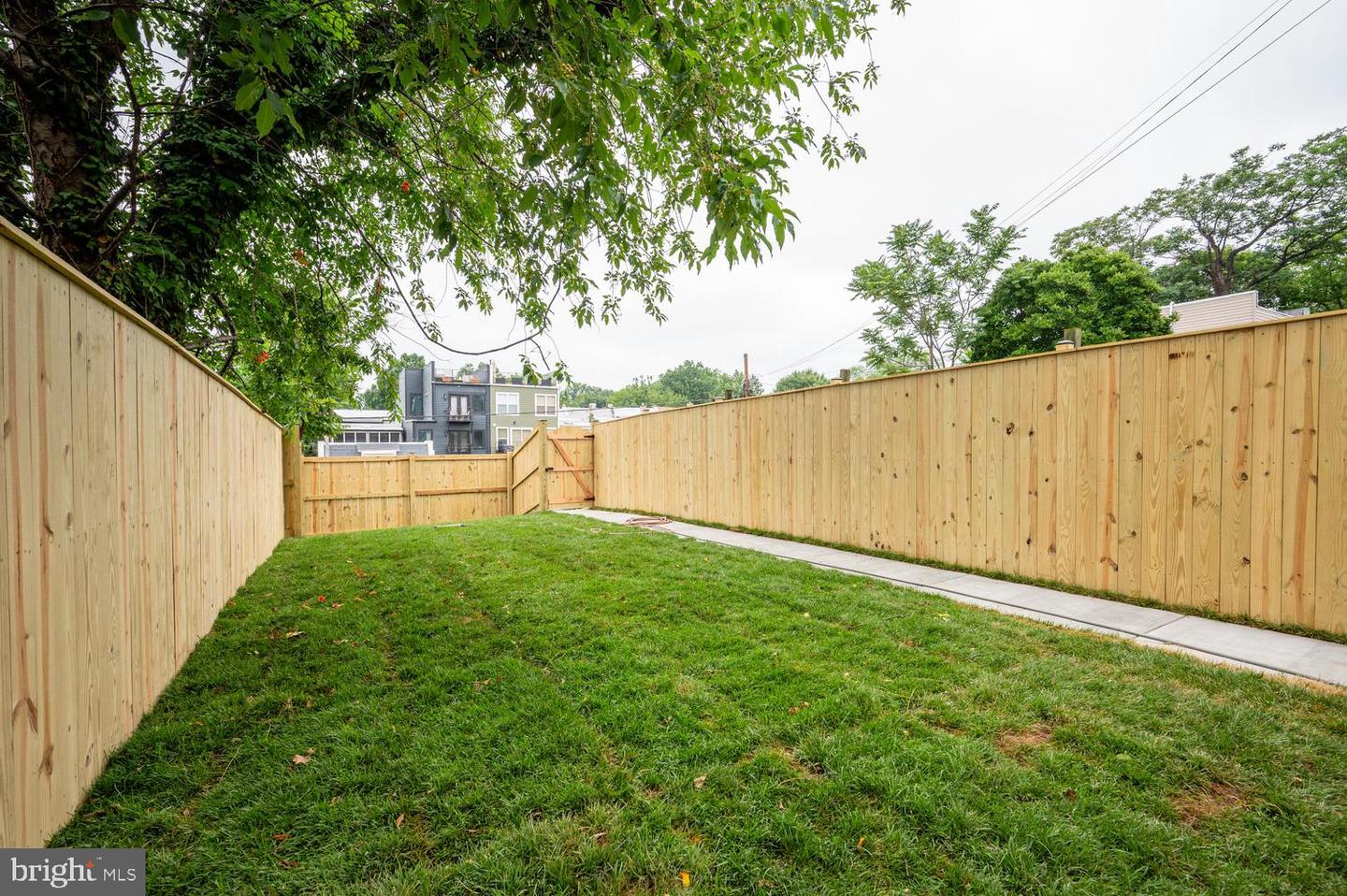 323 Varnum St Nw Property Photo 61