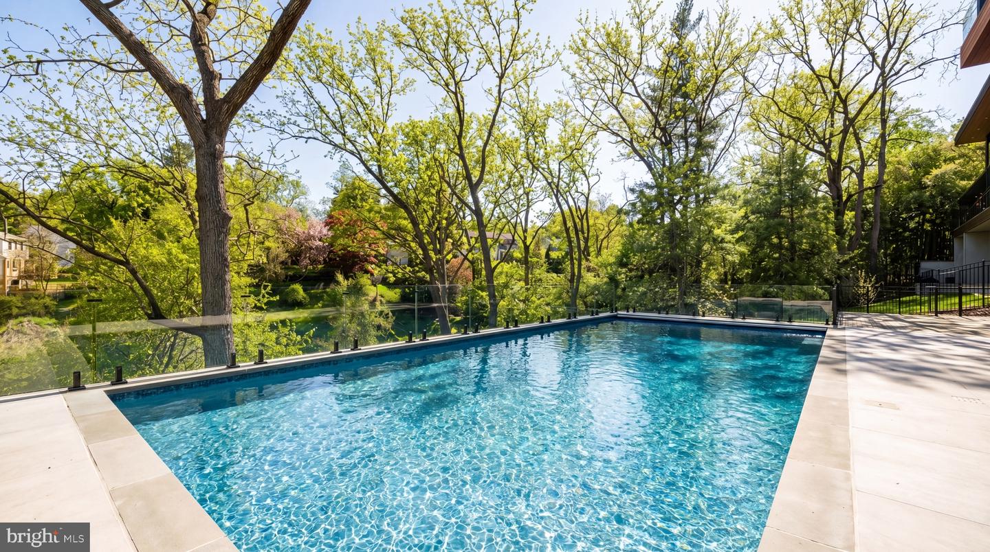2676 Chain Bridge Rd Nw Property Photo 46