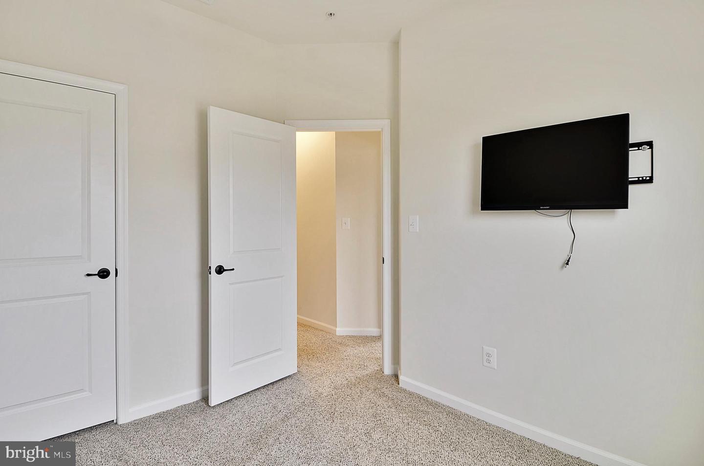 3650 Wright Ter Ne Property Photo 15