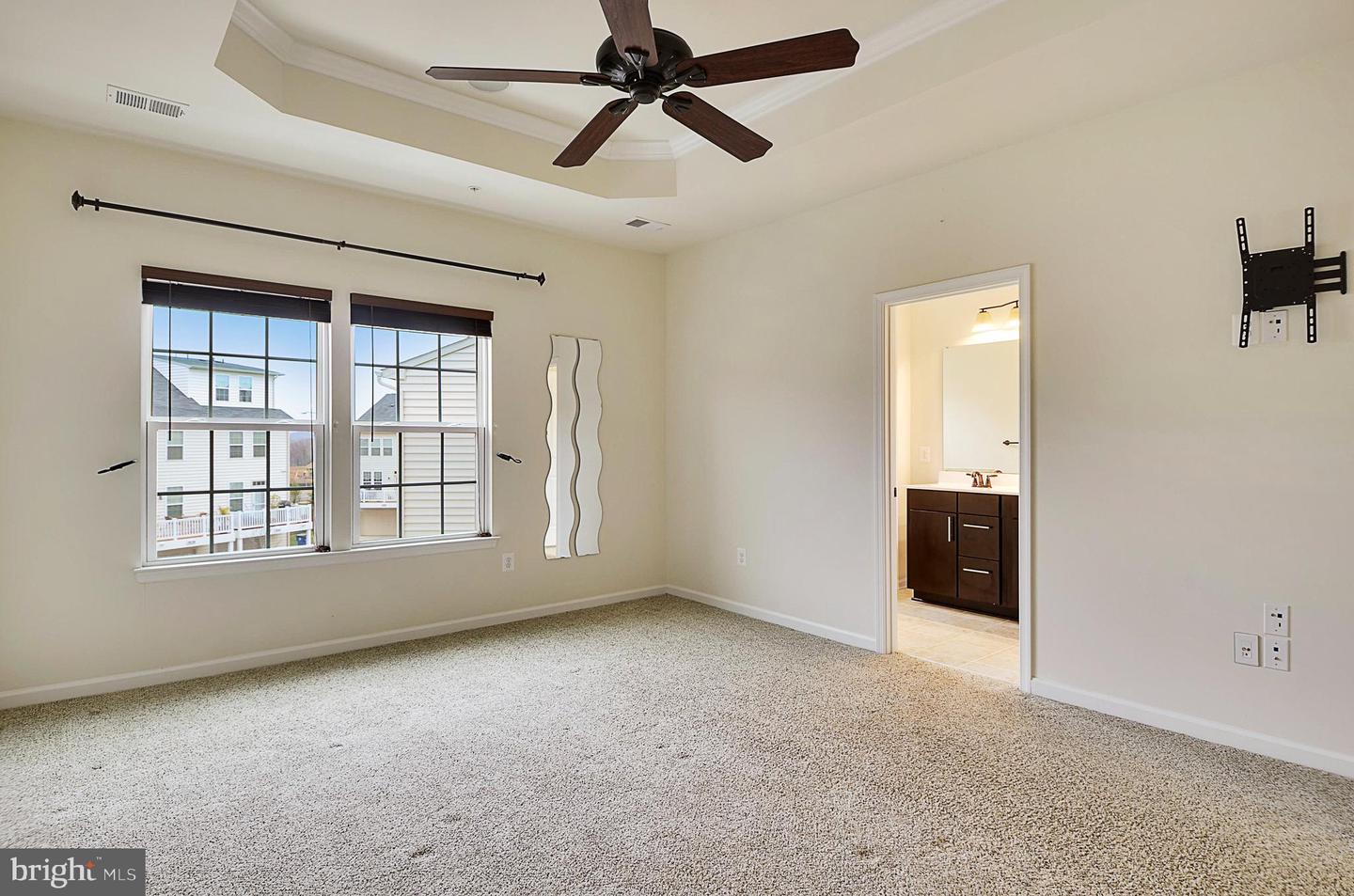 3650 Wright Ter Ne Property Photo 18