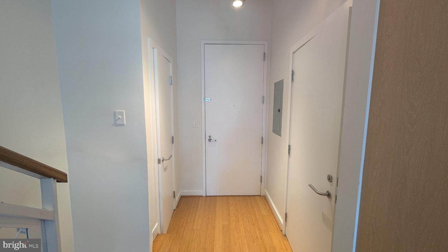1390 V St Nw #217 Property Photo 5