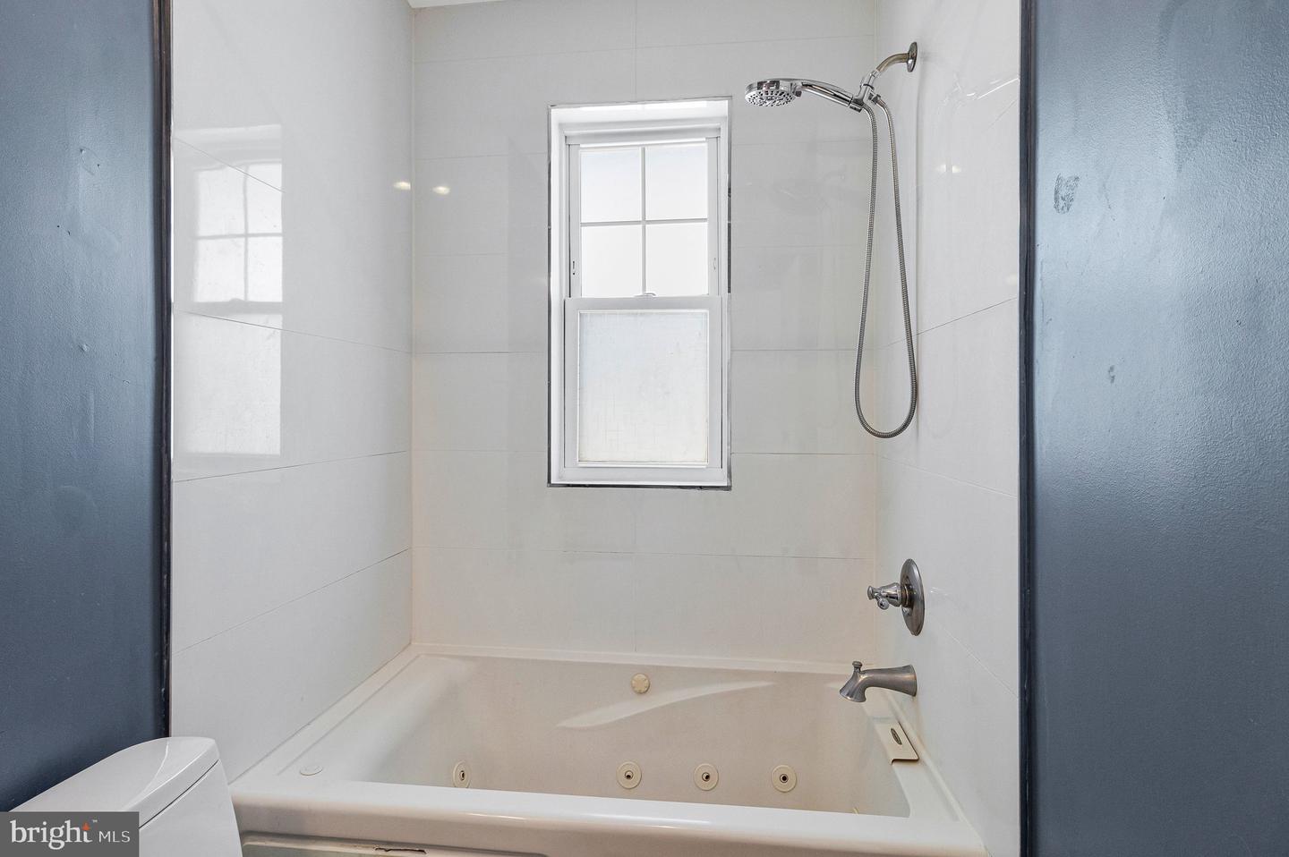 4005 7th St Ne #2 Property Photo 22