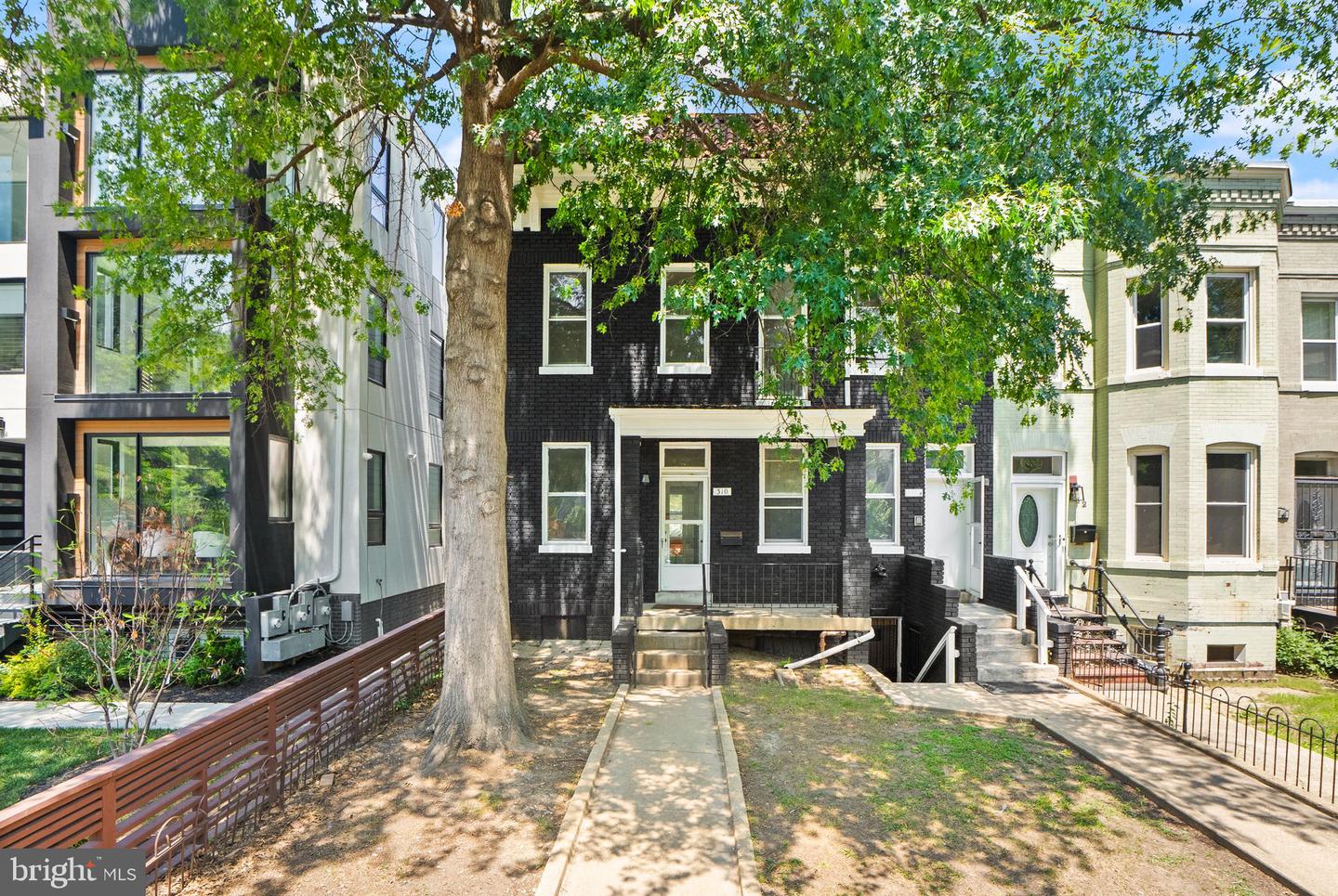 310 K ST NE Property Photo 1