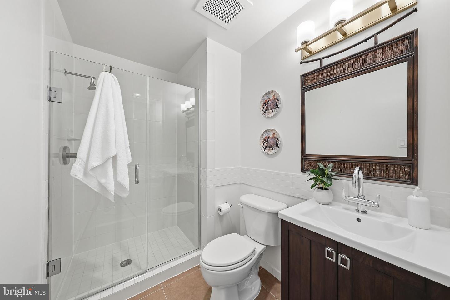 929 Florida Ave Nw #5005 Property Photo 35