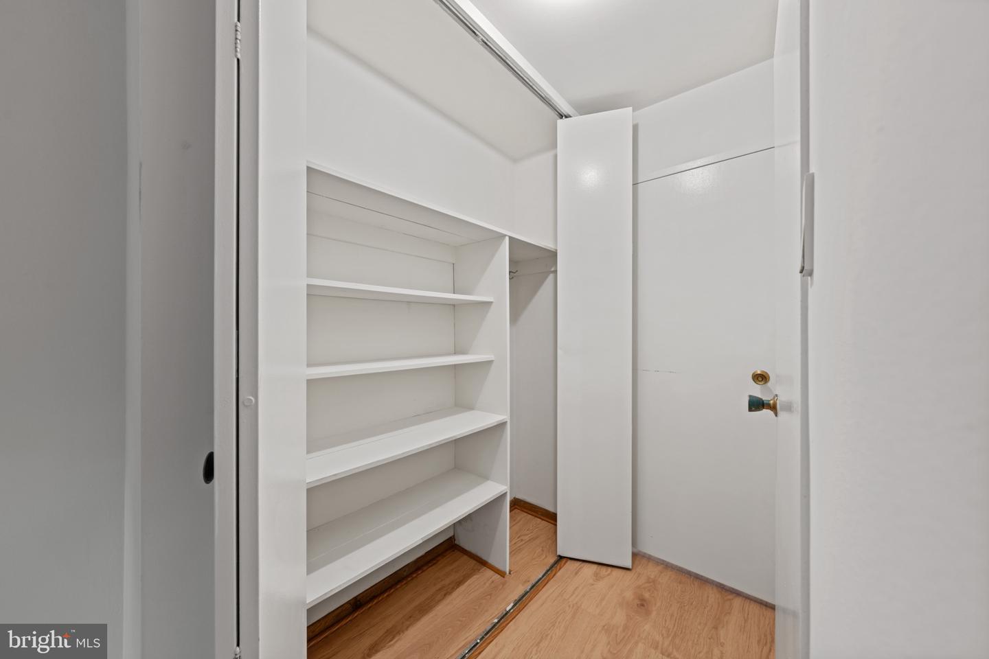 730 24th St Nw #206 Property Photo 17