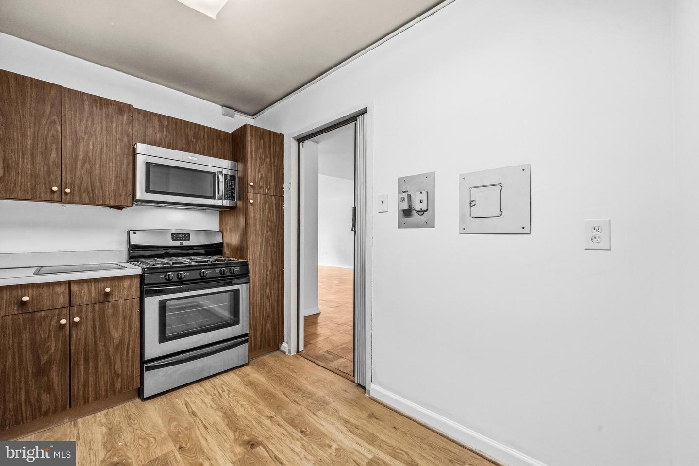 3001 Veazey Ter Nw #615 Property Photo 11