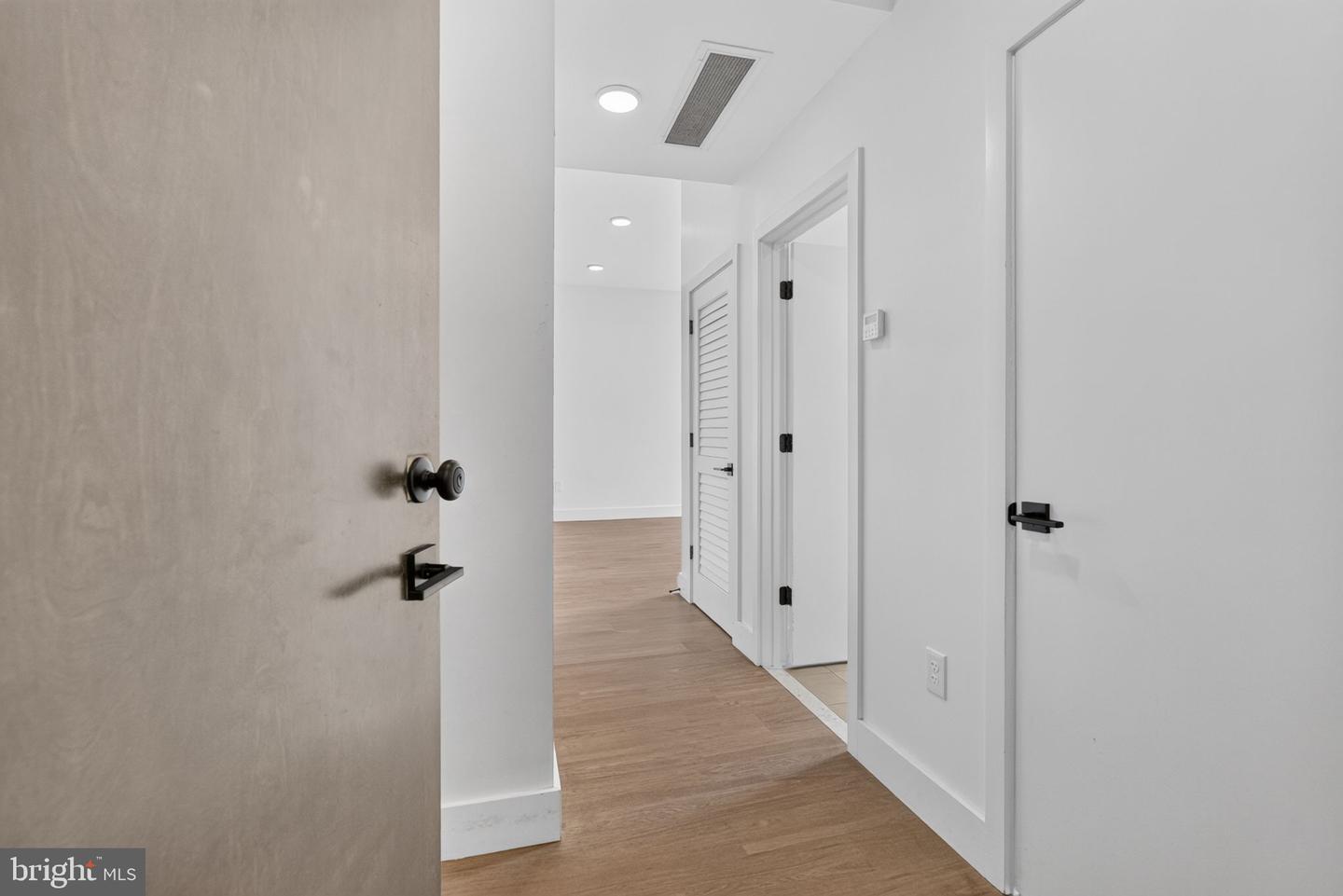1731 Kalorama Road Nw #203 Property Photo 6