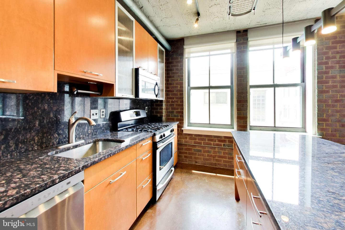 916 G St Nw #404 Property Photo 6