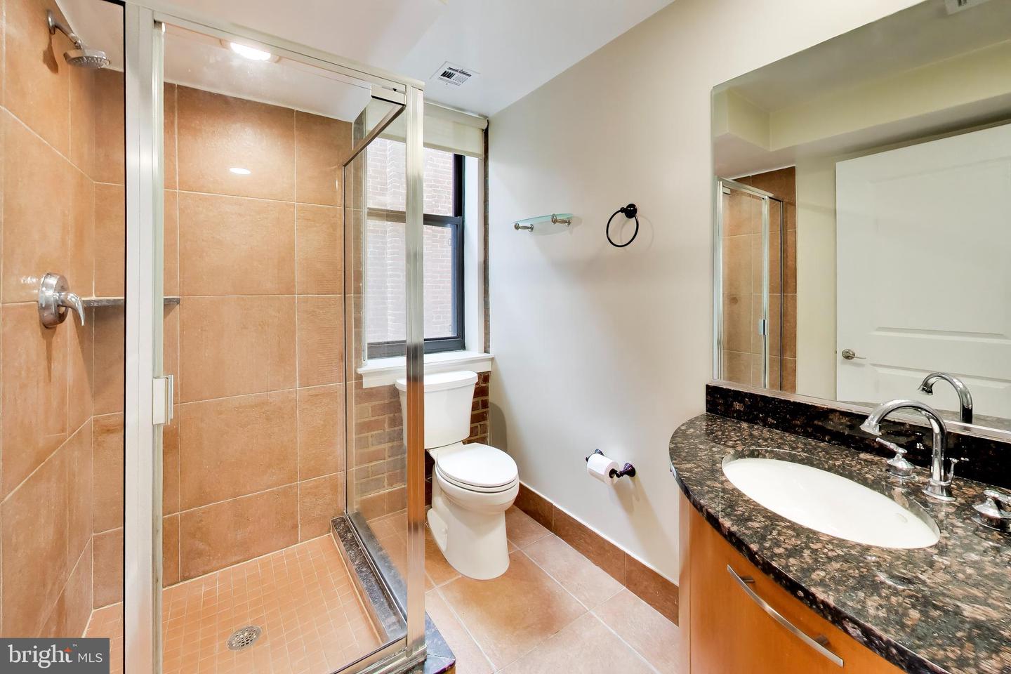916 G St Nw #404 Property Photo 14