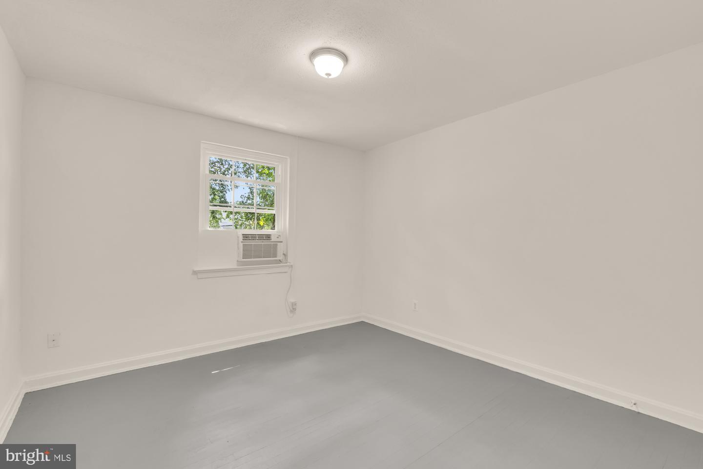 1105 16th St Ne Property Photo 12