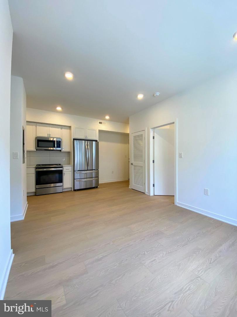 3435 Brown St Nw #27 Property Photo 6