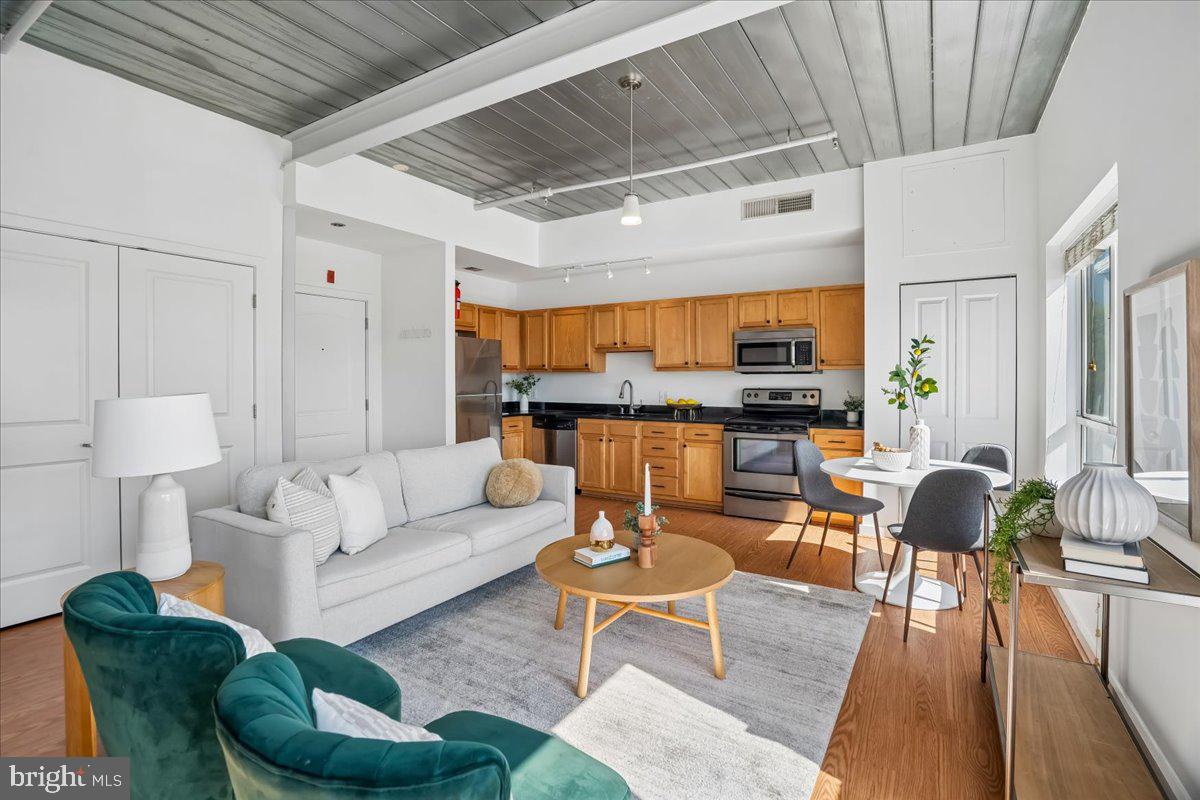 5885 Colorado Ave Nw #203 Property Photo 1