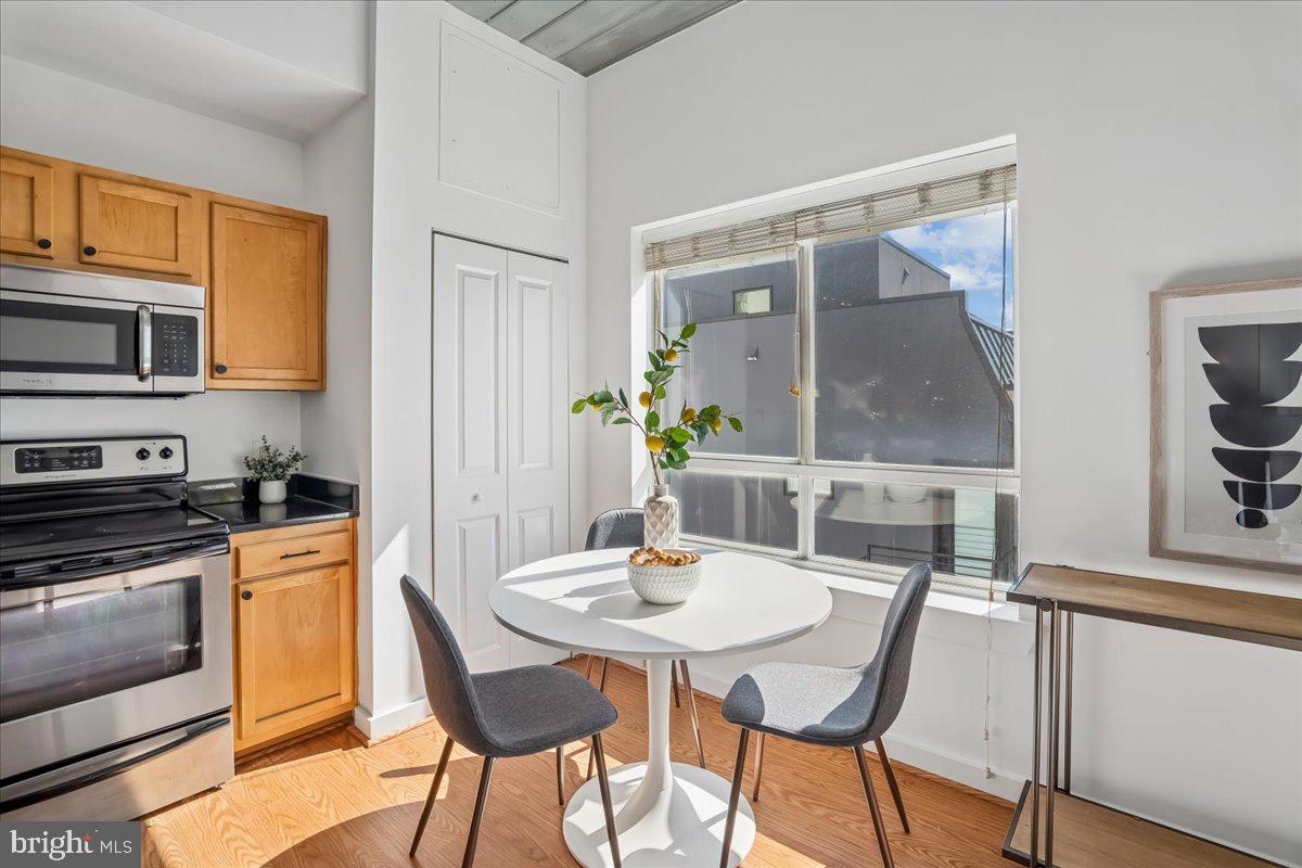 5885 Colorado Ave Nw #203 Property Photo 8
