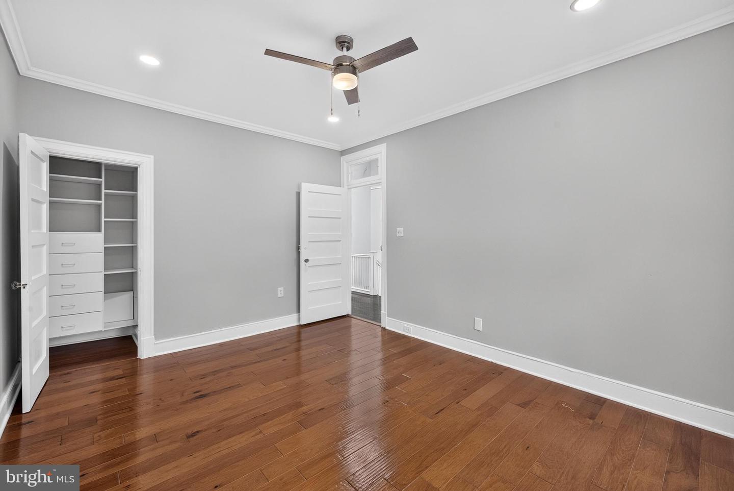 3015 13th St Nw Property Photo 33