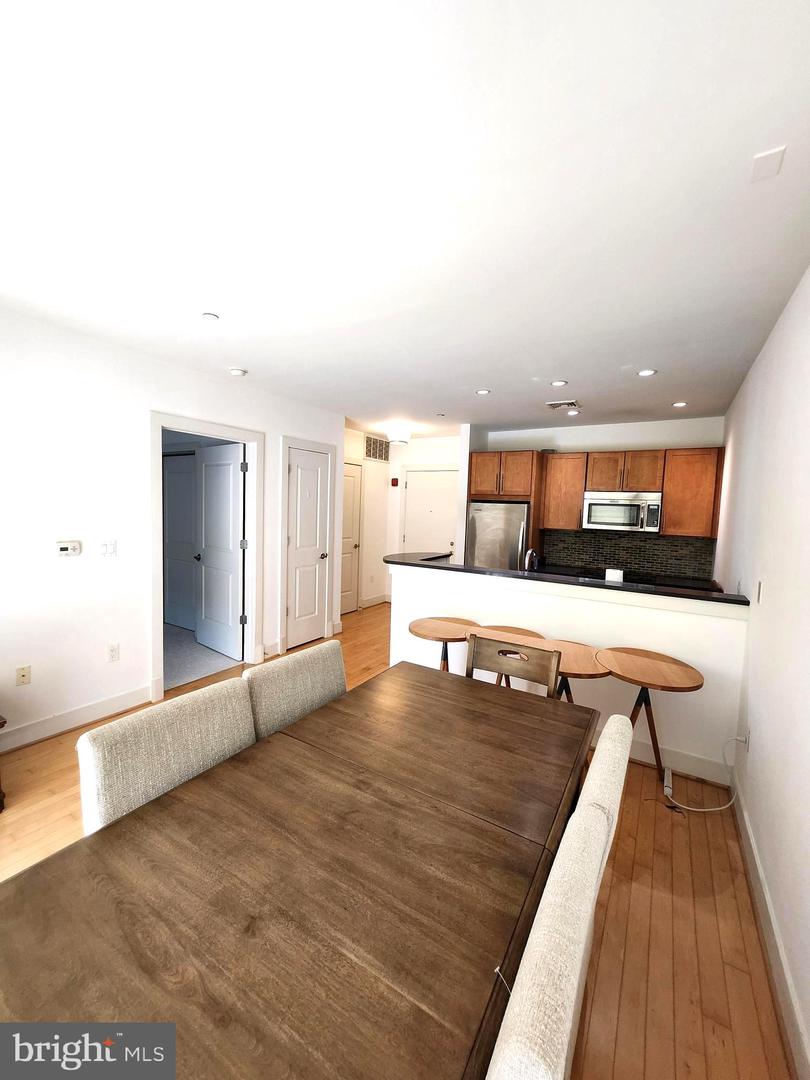 5201 Wisconsin Ave Nw #409 Property Photo 6