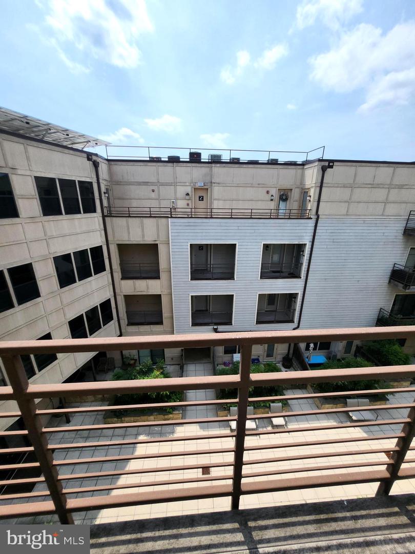 5201 Wisconsin Ave Nw #409 Property Photo 17
