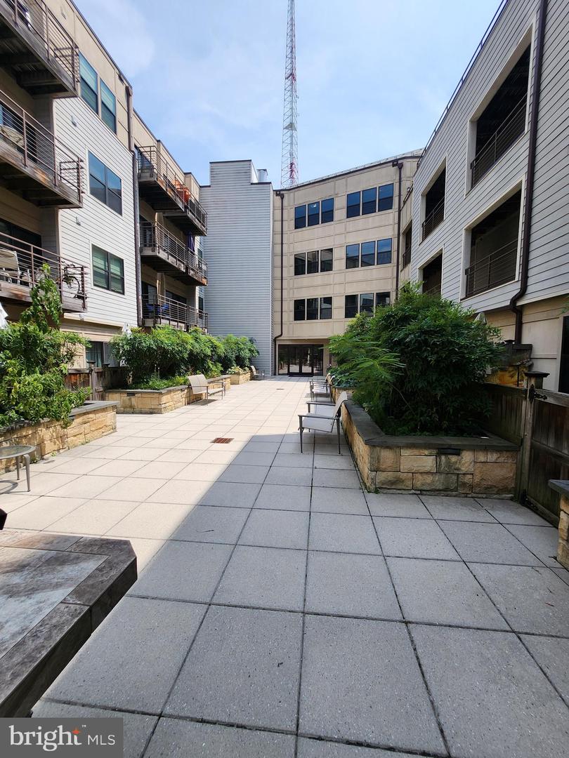 5201 Wisconsin Ave Nw #409 Property Photo 19
