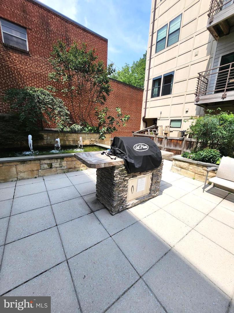 5201 Wisconsin Ave Nw #409 Property Photo 20