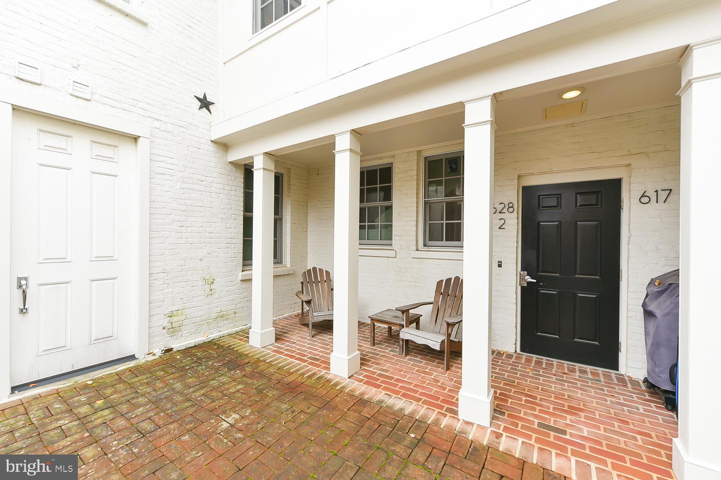 628 South Carolina Ave Se #5c Property Photo 3
