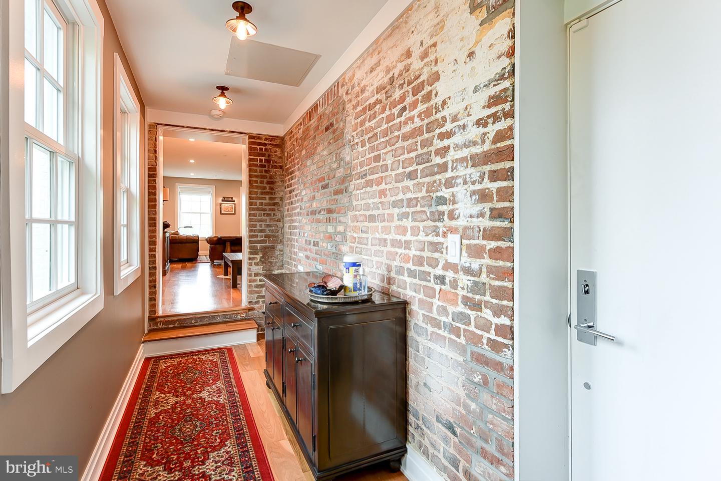 628 South Carolina Ave Se #5c Property Photo 4