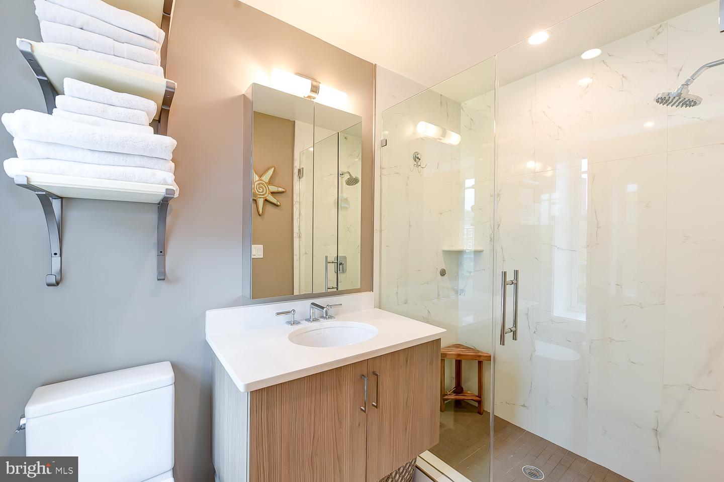 628 South Carolina Ave Se #5c Property Photo 26