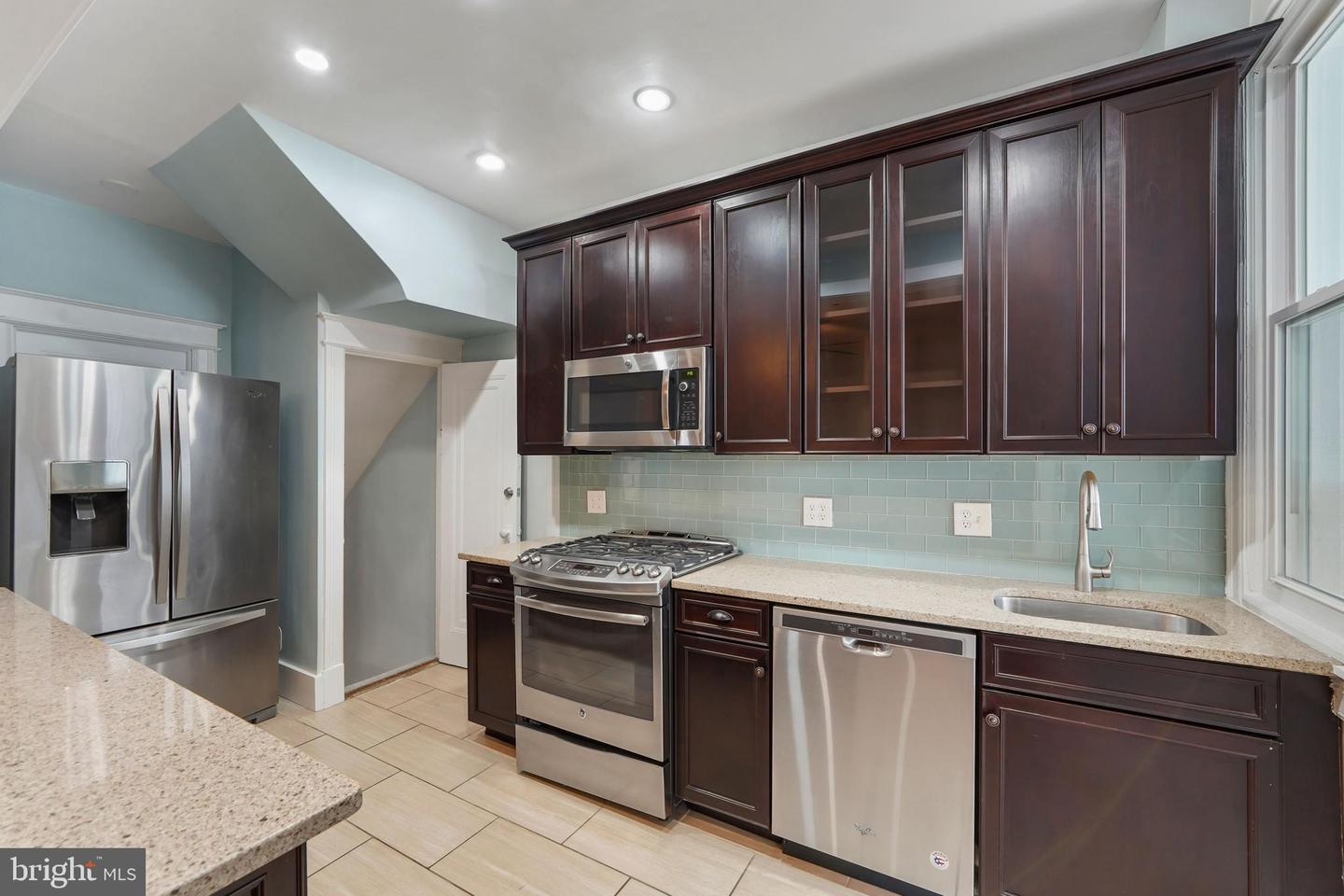 7139 Georgia Ave Nw Property Photo 11