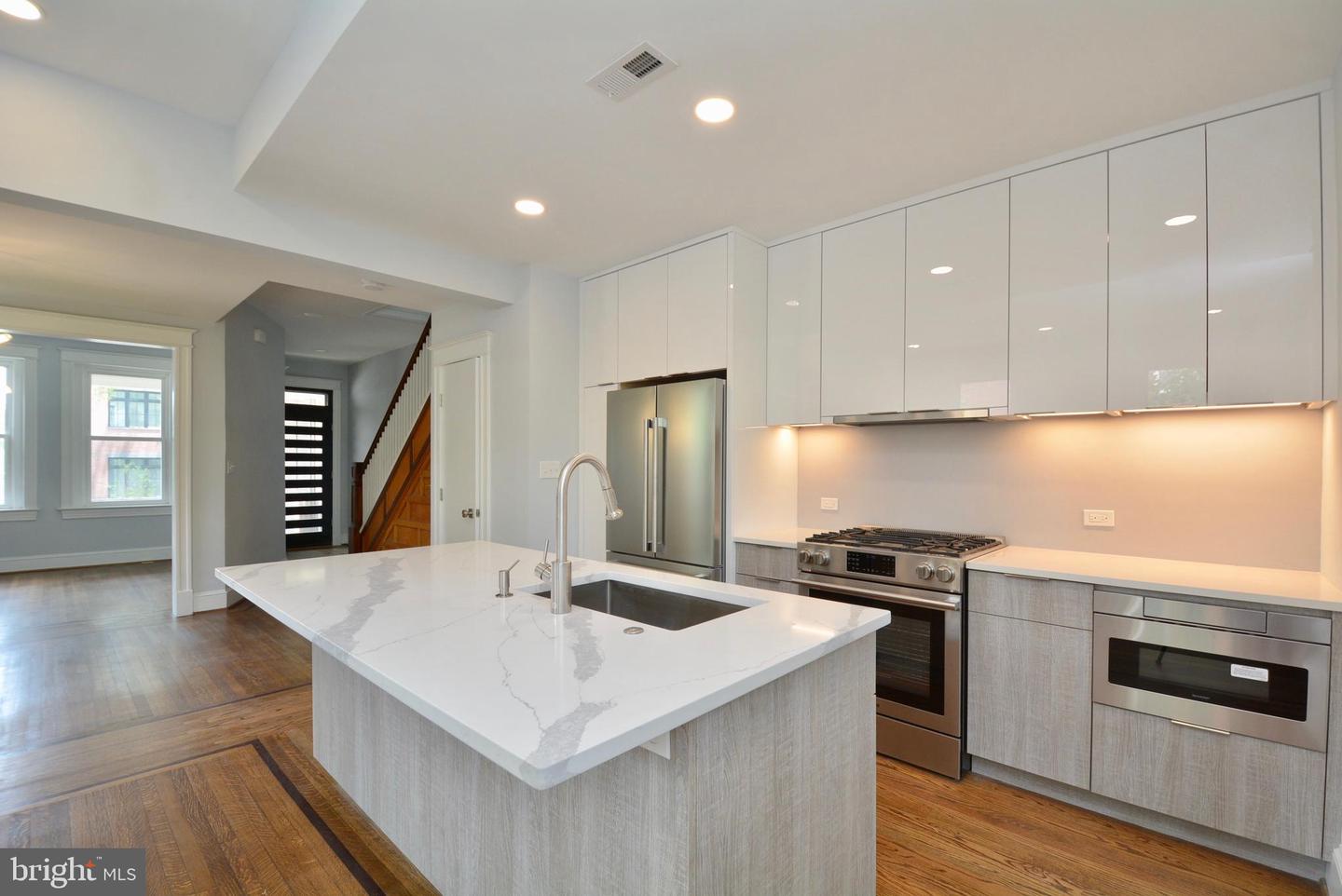 1724 2nd St Nw Property Photo 1