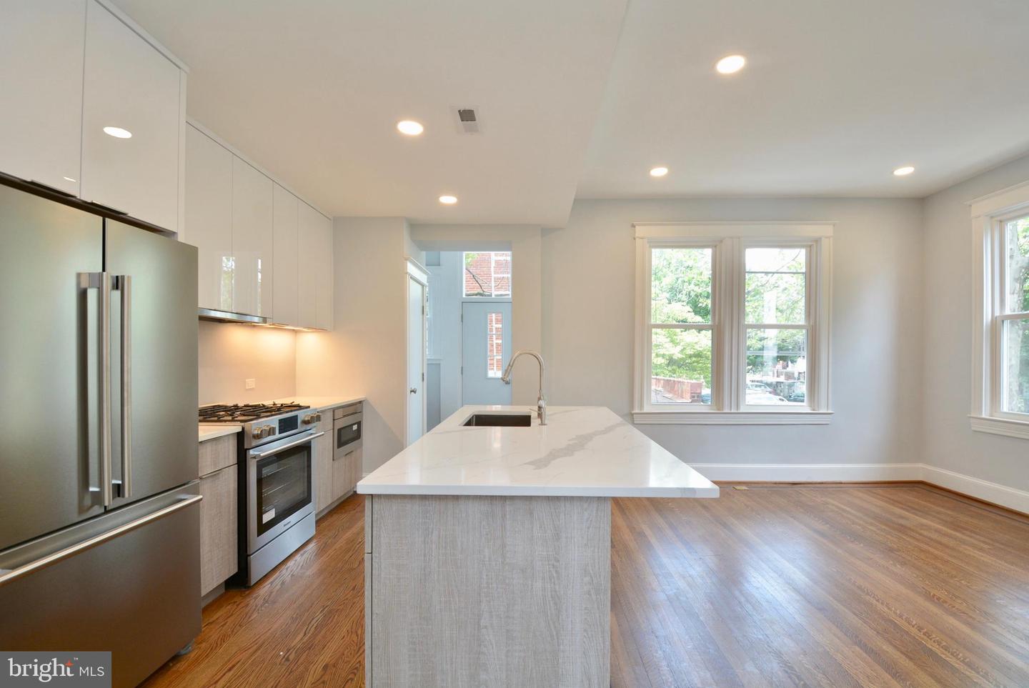 1724 2nd St Nw Property Photo 11