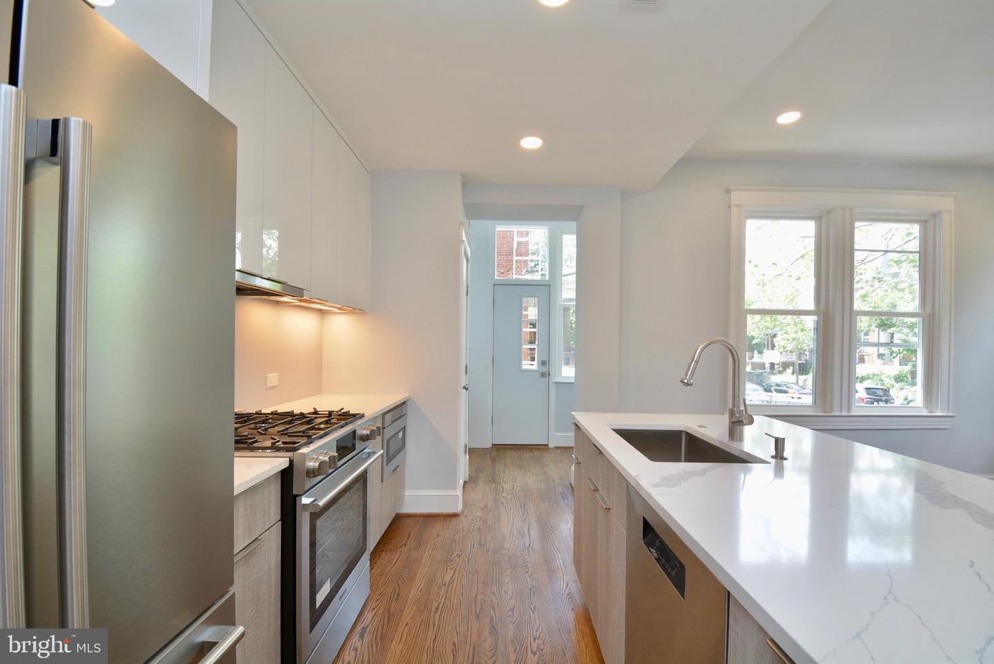 1724 2nd St Nw Property Photo 14