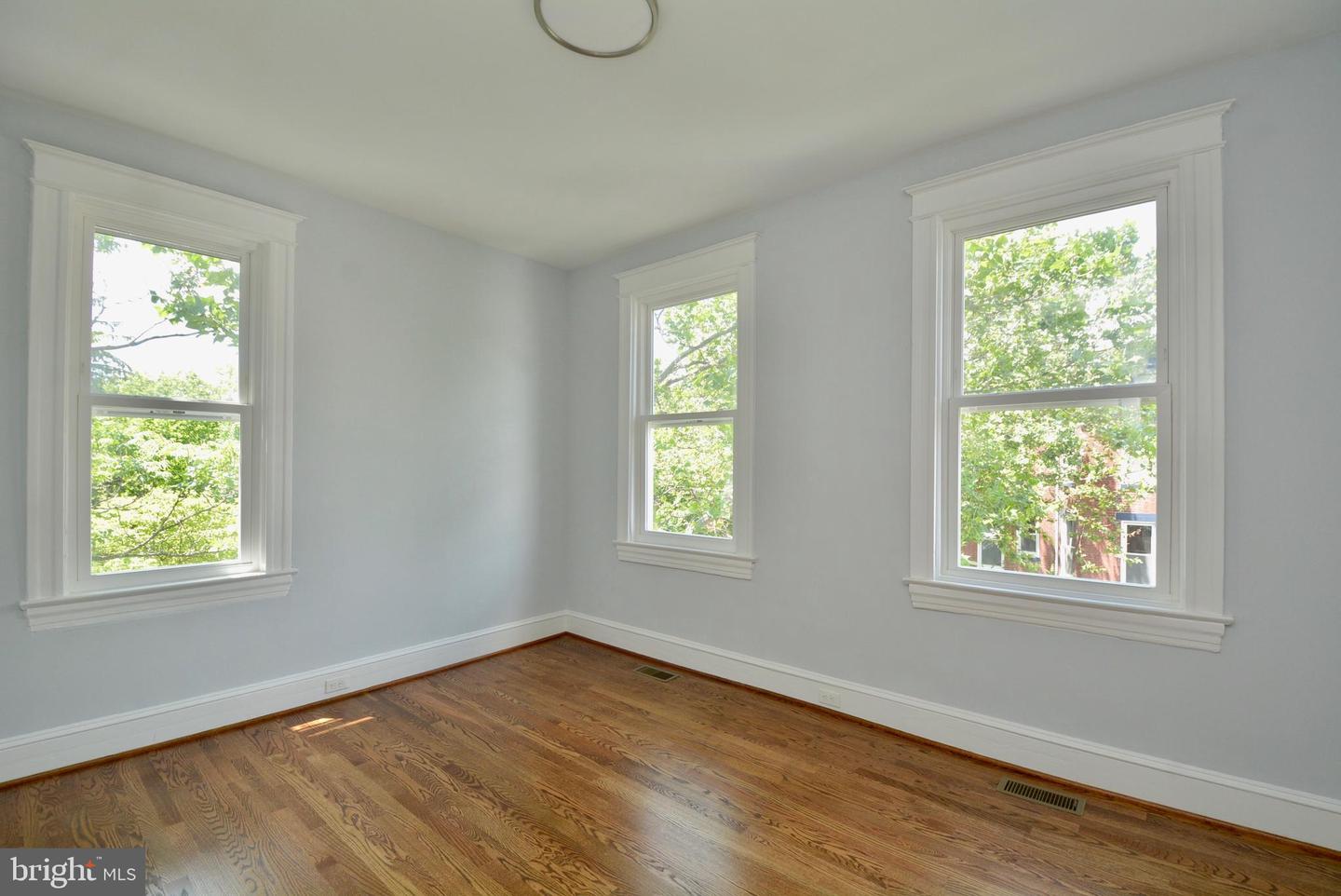 1724 2nd St Nw Property Photo 27