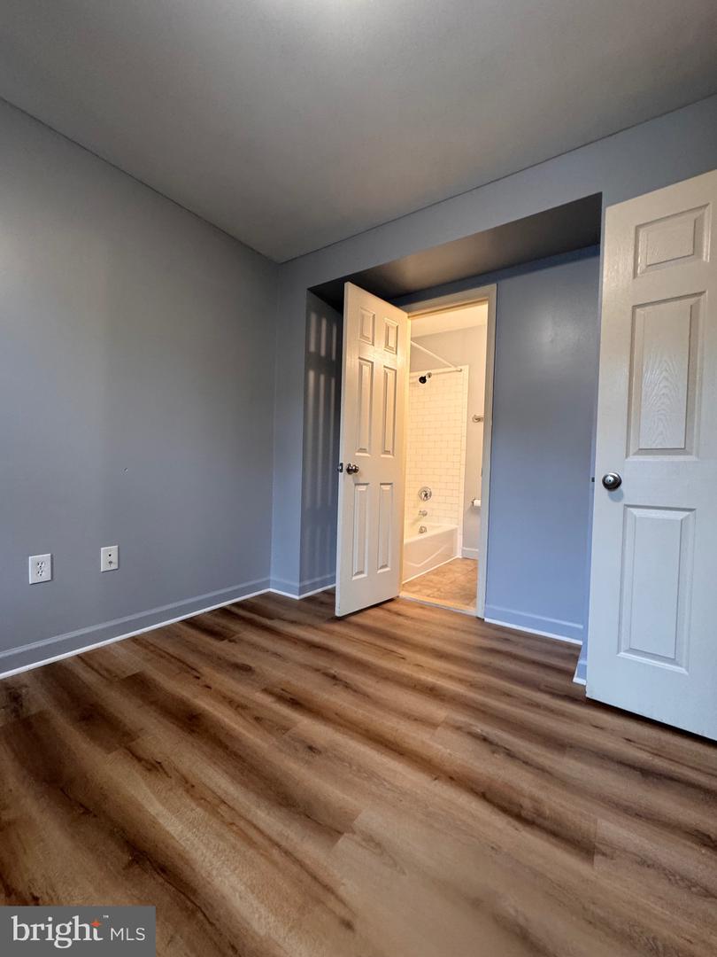 1716 West Virginia Ave Ne #102 Property Photo 8