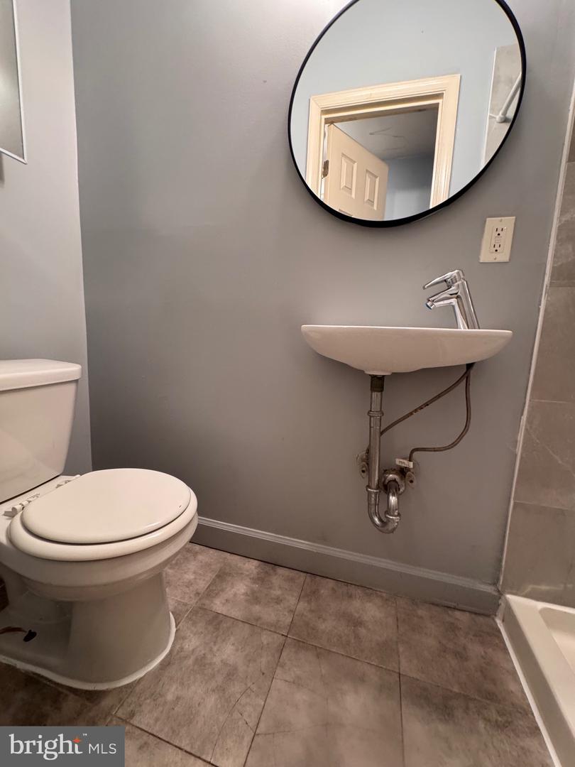 1716 West Virginia Ave Ne #102 Property Photo 15
