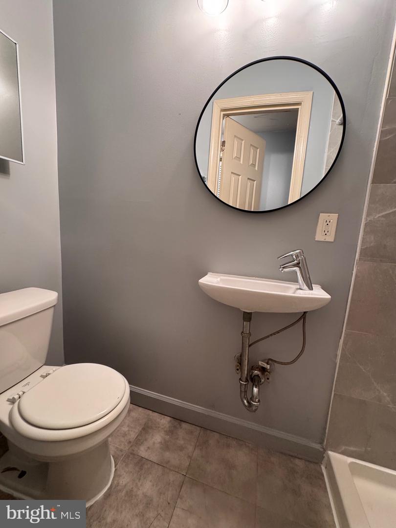 1716 West Virginia Ave Ne #102 Property Photo 16