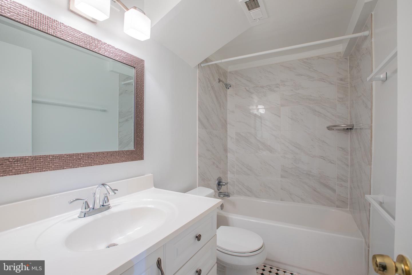 1706 U St Nw #b2 Property Photo 15