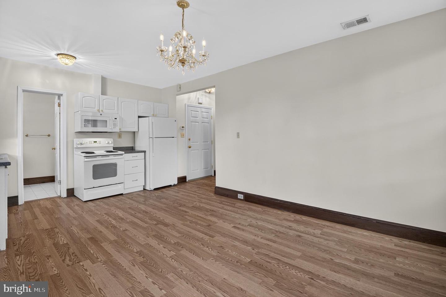 4123 Connecticut Ave Nw Property Photo 13