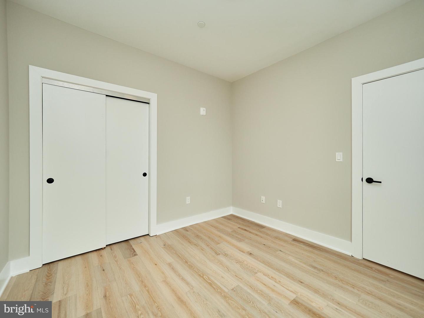 1016 17th Pl Ne #203 Property Photo 18