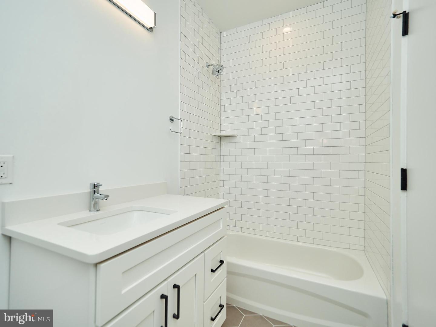 1016 17th Pl Ne #203 Property Photo 20