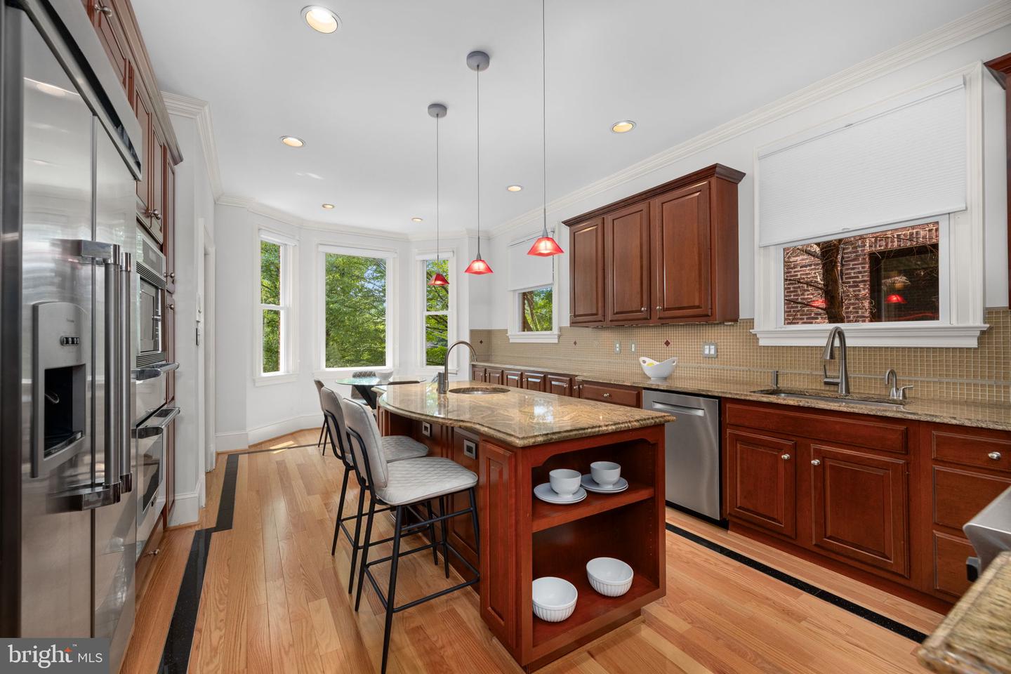 4561 Macarthur Blvd Nw Property Photo 11