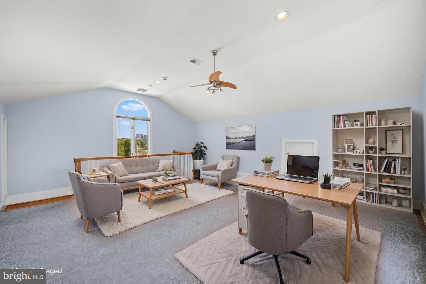 4561 Macarthur Blvd Nw Property Photo 26
