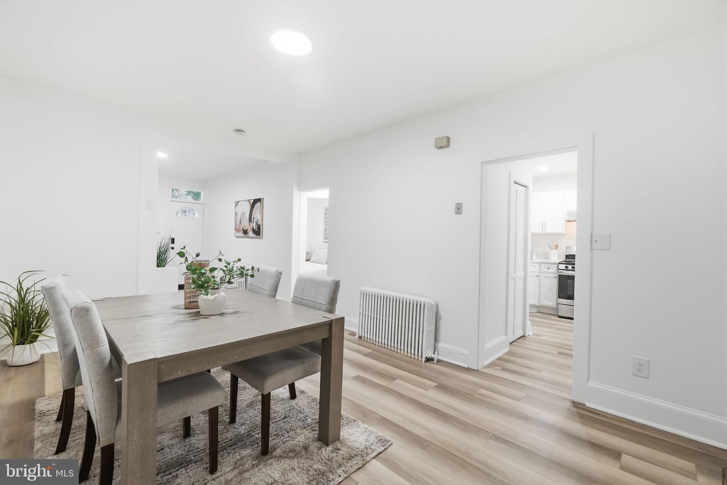 2015 4th St Ne Property Photo 9