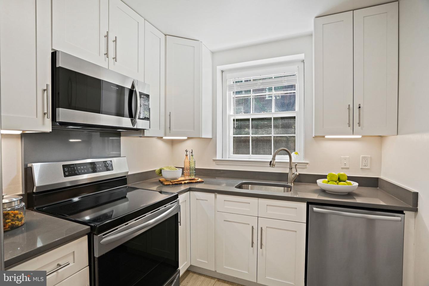 3610 39th St Nw #a541 Property Photo 10