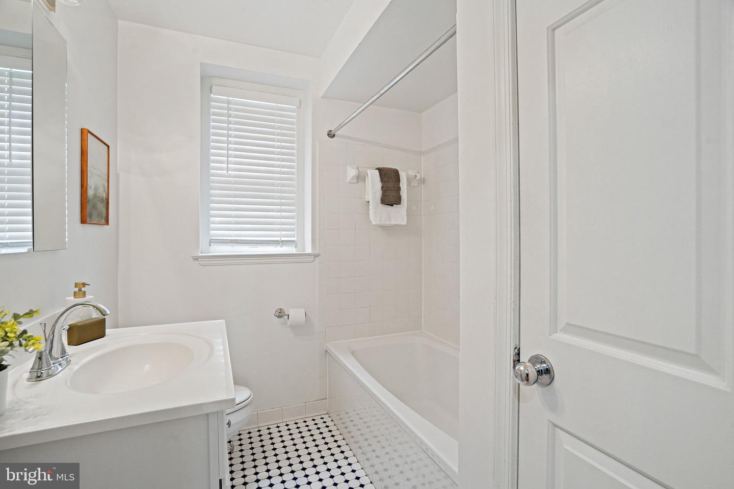 3610 39th St Nw #a541 Property Photo 13