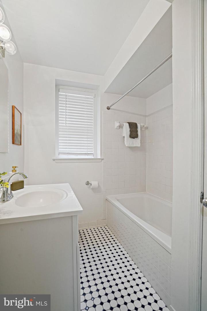 3610 39th St Nw #a541 Property Photo 14