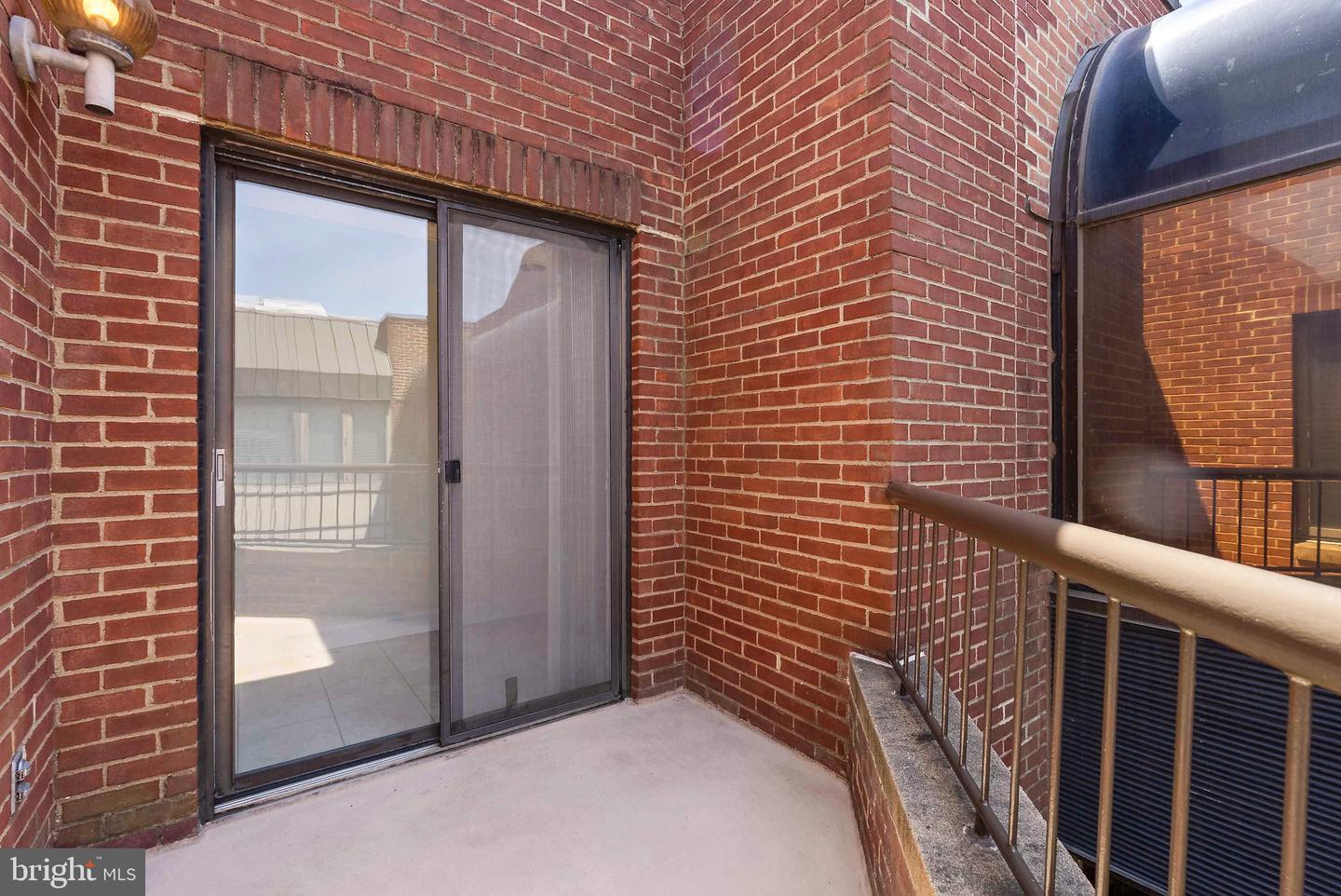 1080 Wisconsin Ave Nw #3019 Property Photo 6