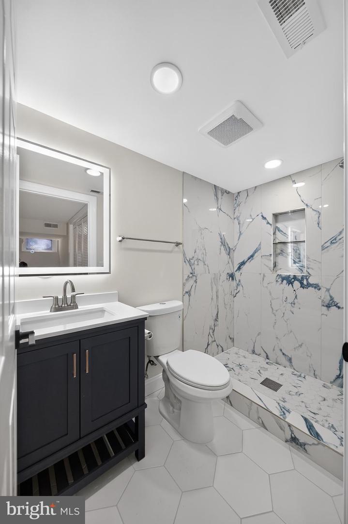 1712 U St Se Property Photo 12