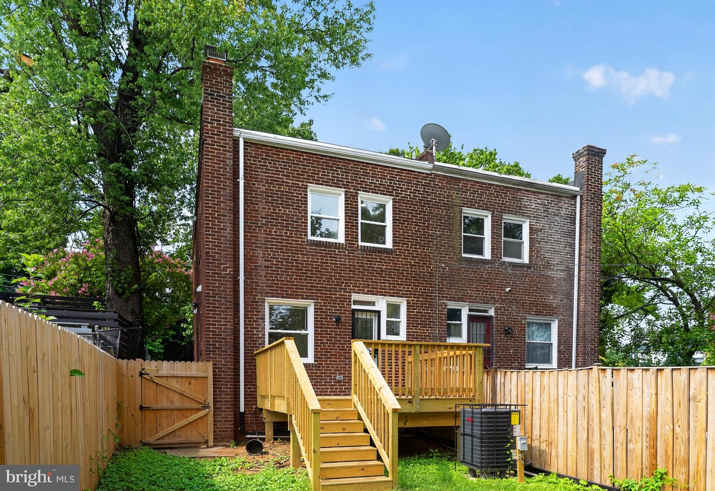 1712 U St Se Property Photo 16